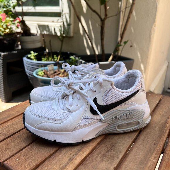 Nike AirMax - Picture 1 of 3